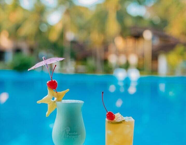 Отель Puerto Palmeras Tarapoto Resort