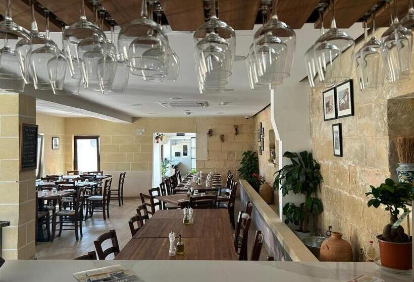 هتل Ta  Gingel Farm Agriturisim B&b. Malta