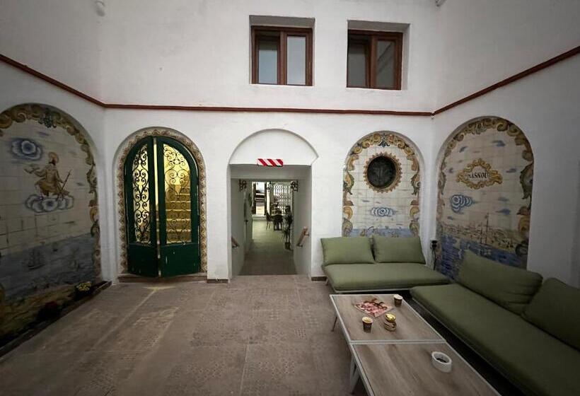 فندق Vilador Beach