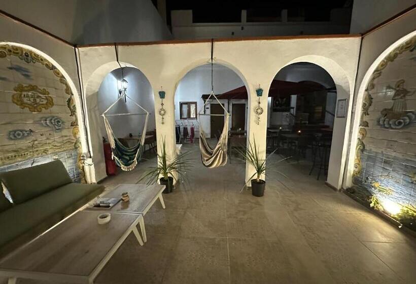 فندق Vilador Beach