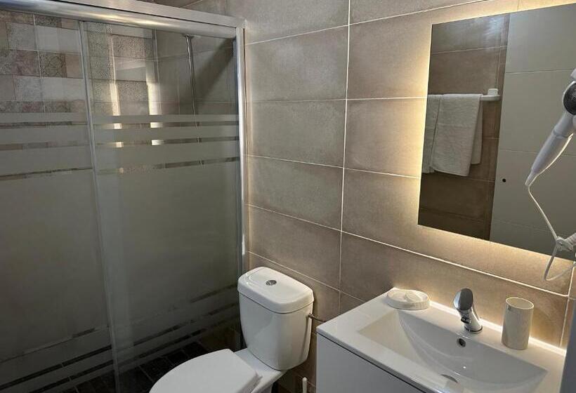 فندق Vilador Beach