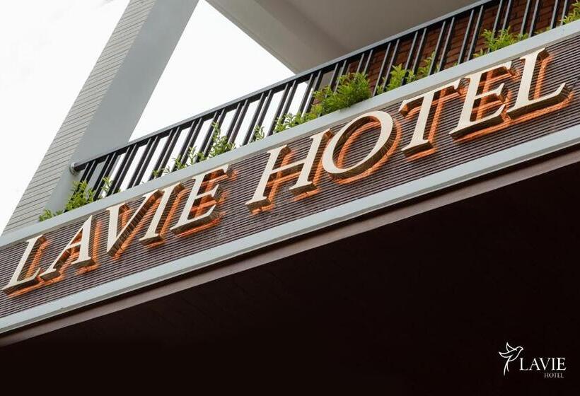 Khách Sạn Lavie Hotel Quảng Ngãi