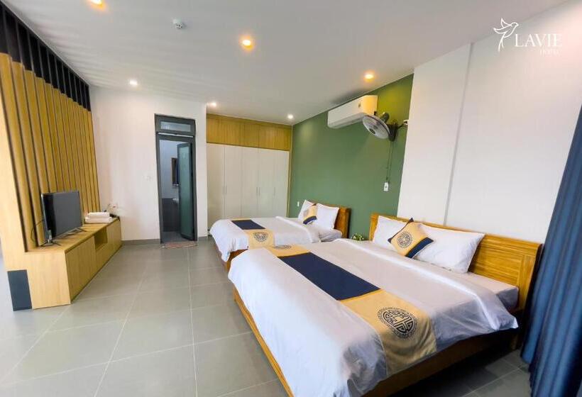Khách Sạn Lavie Hotel Quảng Ngãi