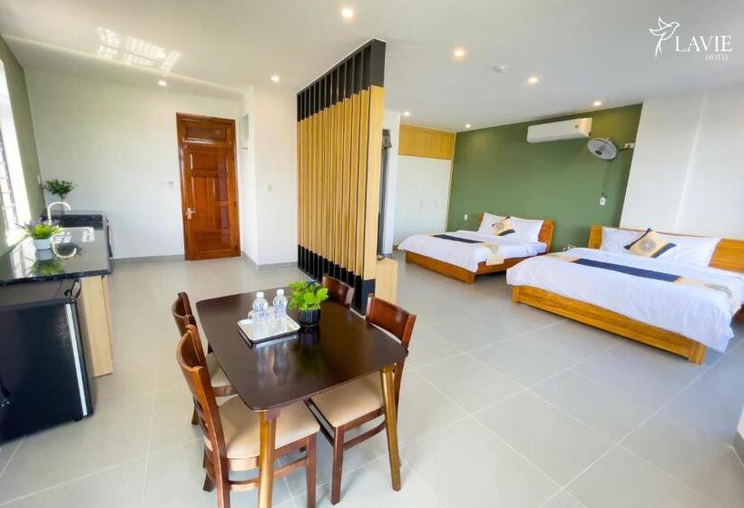 Khách Sạn Lavie Hotel Quảng Ngãi