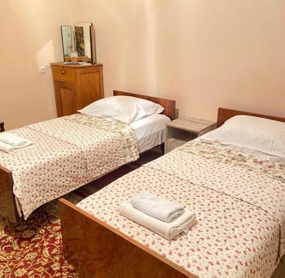 پانسیون Guest House Elo