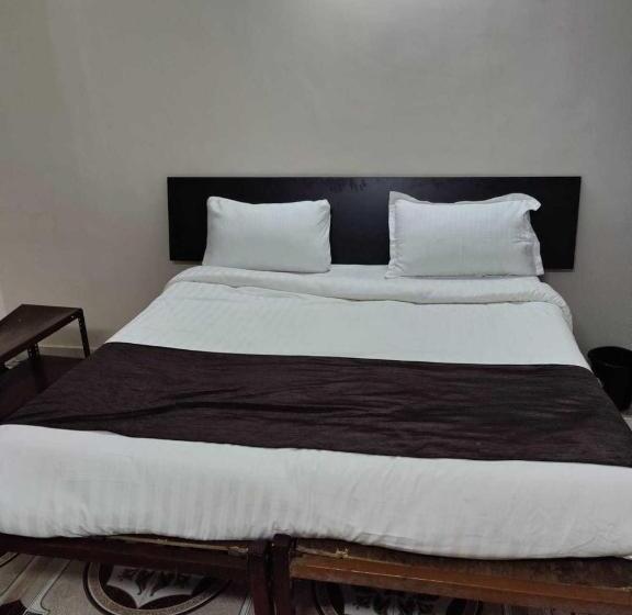 Spot On Hotel Pm