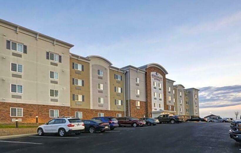 בית מלון כפרי Candlewood Suites Atlanta   Smyrna, An Ihg