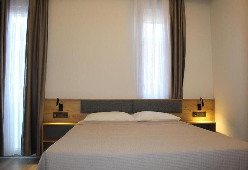 Отель Carla Buyukada