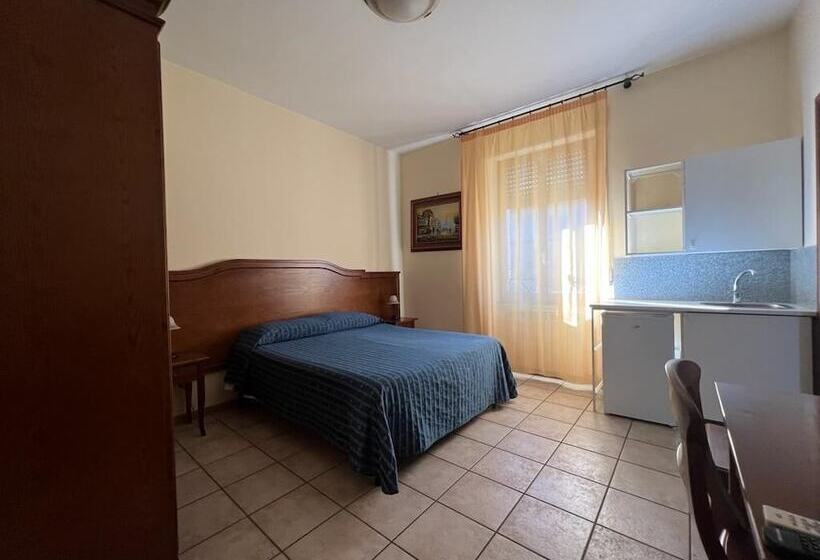 فندق Colosseo Colleferro