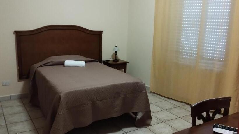 فندق Colosseo Colleferro