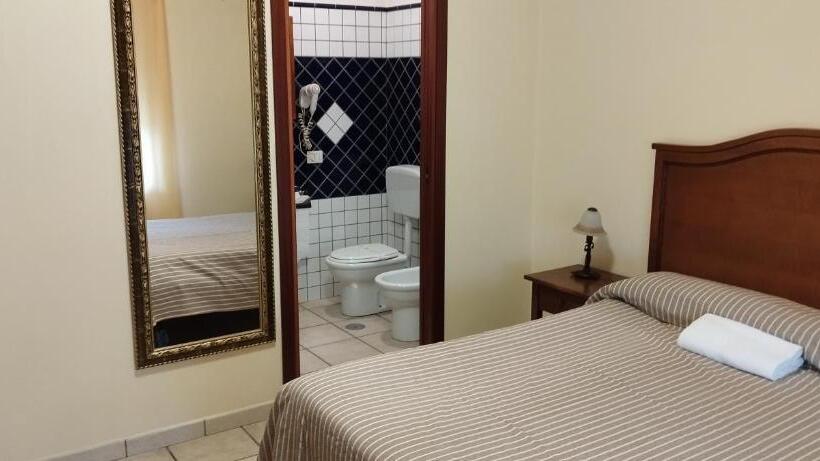 בית מלון כפרי Colosseo Colleferro