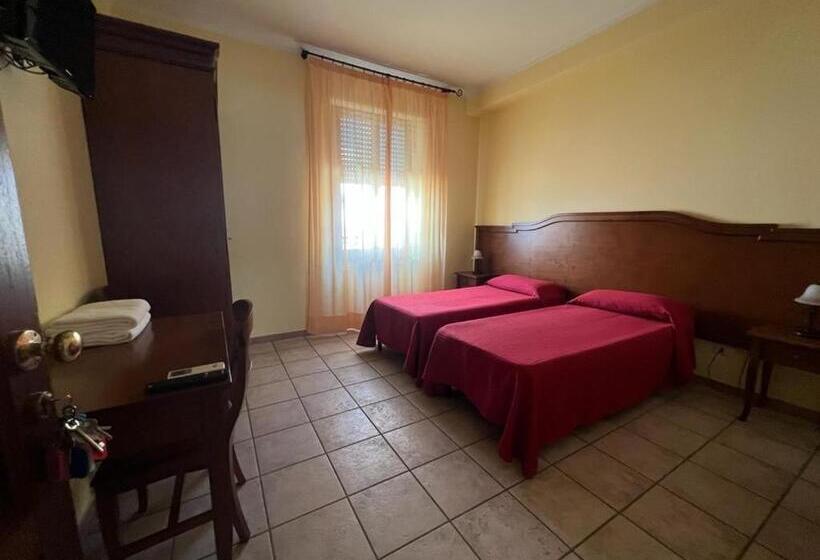 فندق Colosseo Colleferro