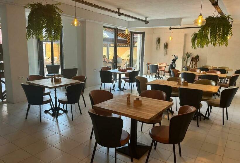 هتل کپسول Olympia