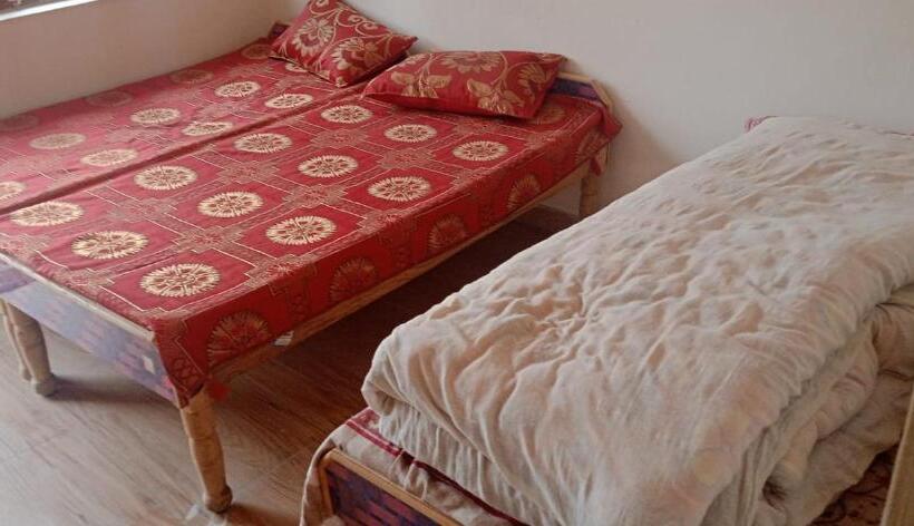 בית מלון כפרי Guest House By Prithvi Yatra K