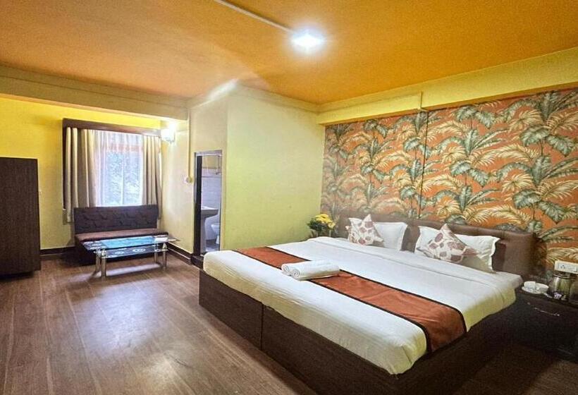 호텔 Little Sikkim Inn