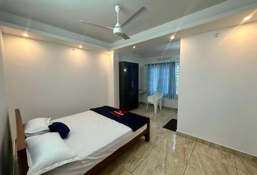 ホテル Oyo Flagship H Square Homestays