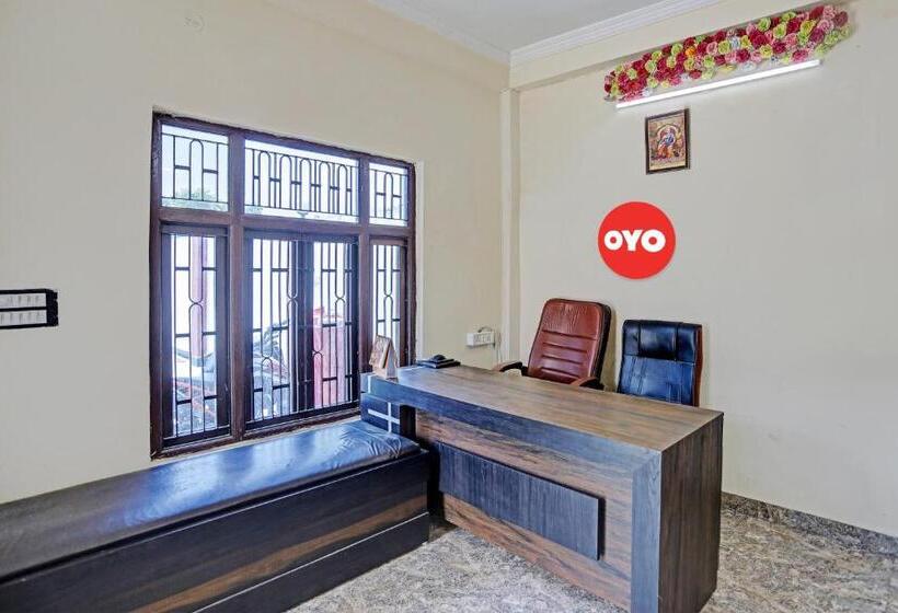 Отель Oyo Flagship Narayan Dham