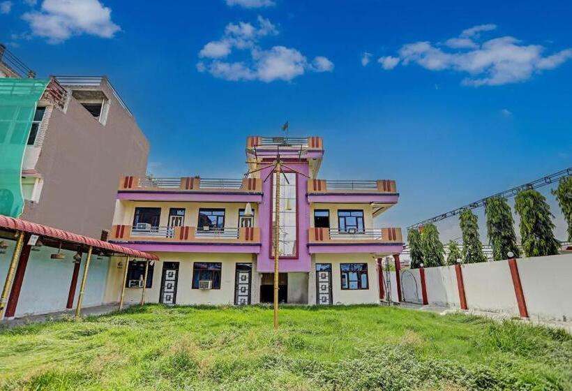 Отель Oyo Flagship Narayan Dham