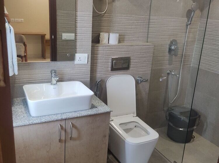 Отель Perch Arbor Cyber City