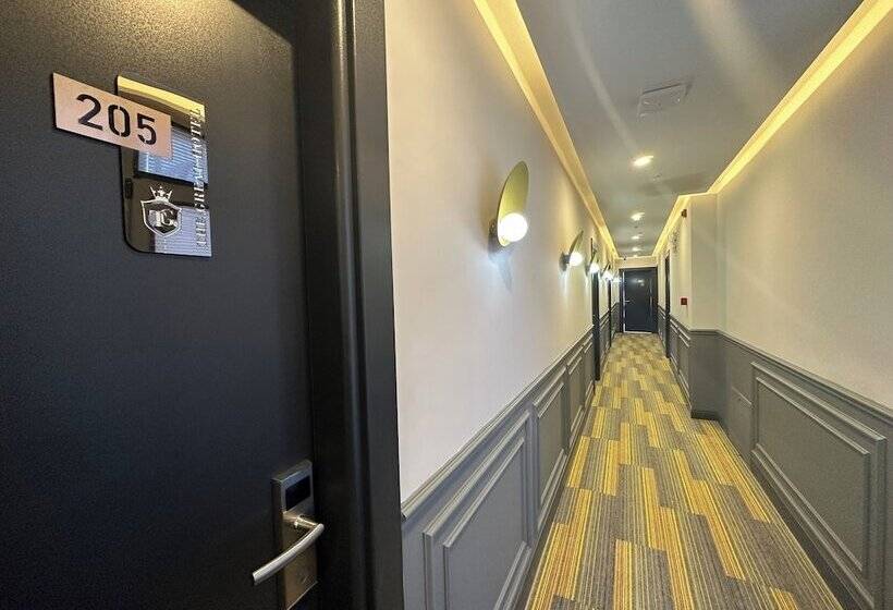 فندق The Great Airport