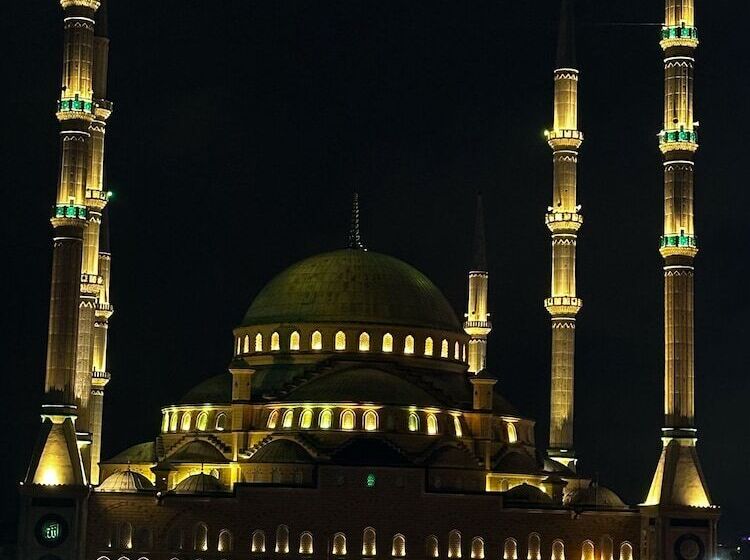 فندق The Great Airport