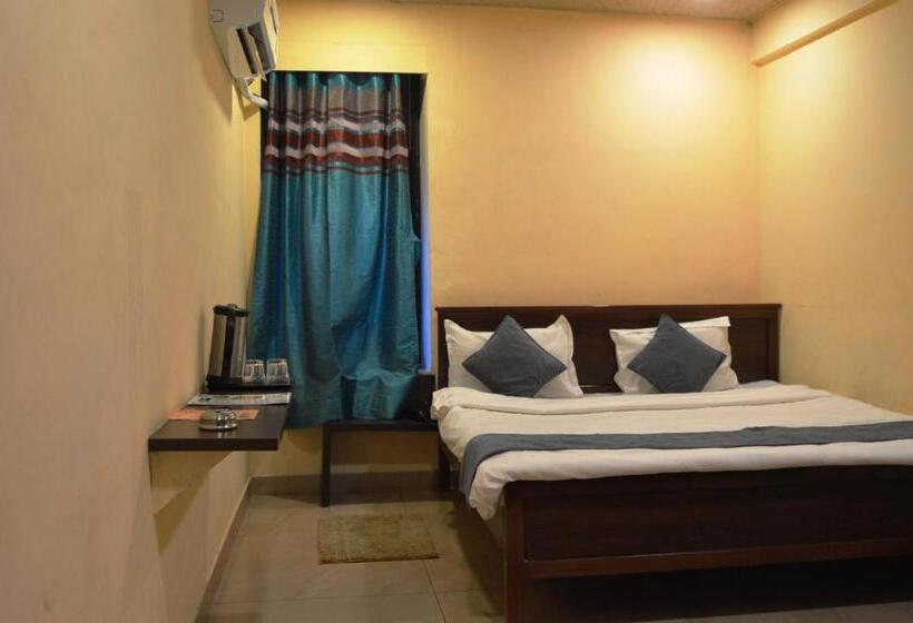 The Jh Hotel Mountabu   200 Mtrs From Nakki Lake