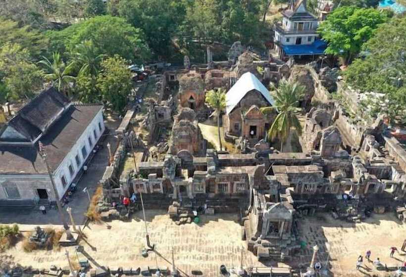 Nimith Hotel & Restaurant