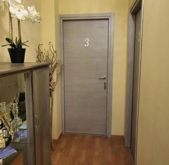 ペンション Angy S Rooms