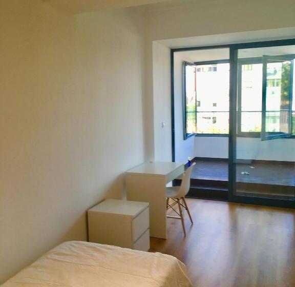 膳宿费 Bedrooms With Private Bathroom In Modern Guest House