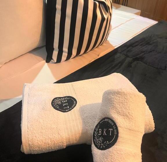 פנסיון Bkt Boutique Lodge