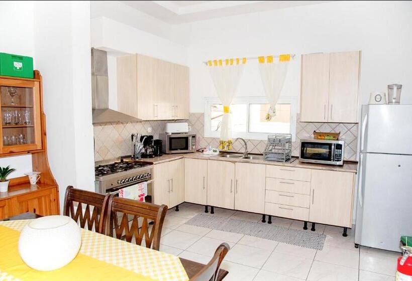 پانسیون Casa Natalia Guesthouse