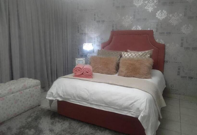 Пансион Chateau De Vie