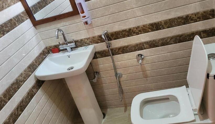 ペンション Utsav Vatika