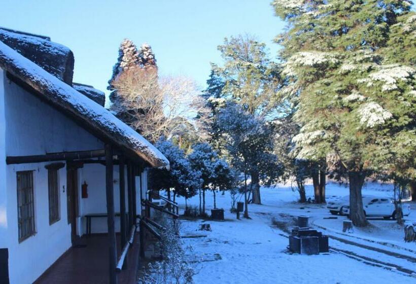 אתר נופש Drakensberg White Mountain Backpackers