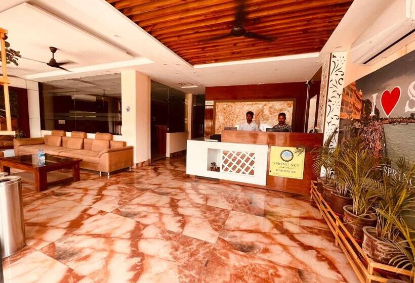 Tirath View Central Hotel   A Comfortable Stay