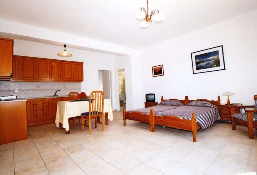 هتل Aphrodite Lemnos