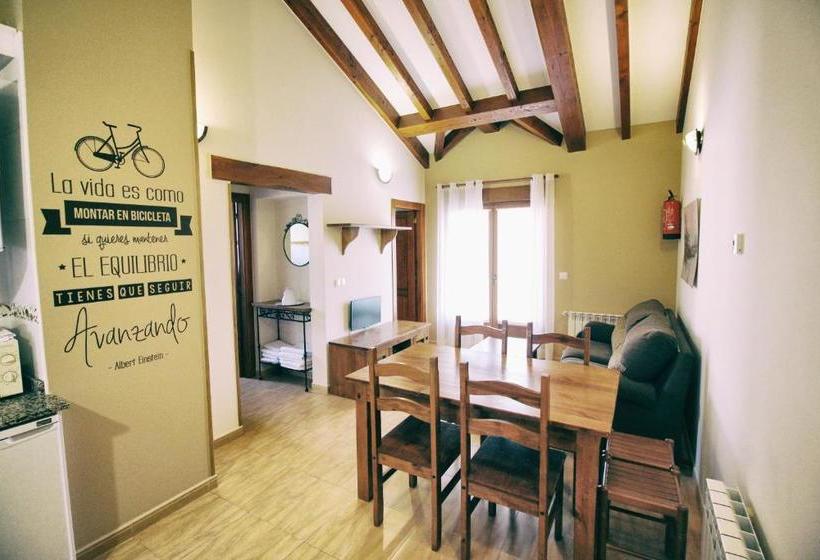 Apartamentos La Fuente De Enmedio