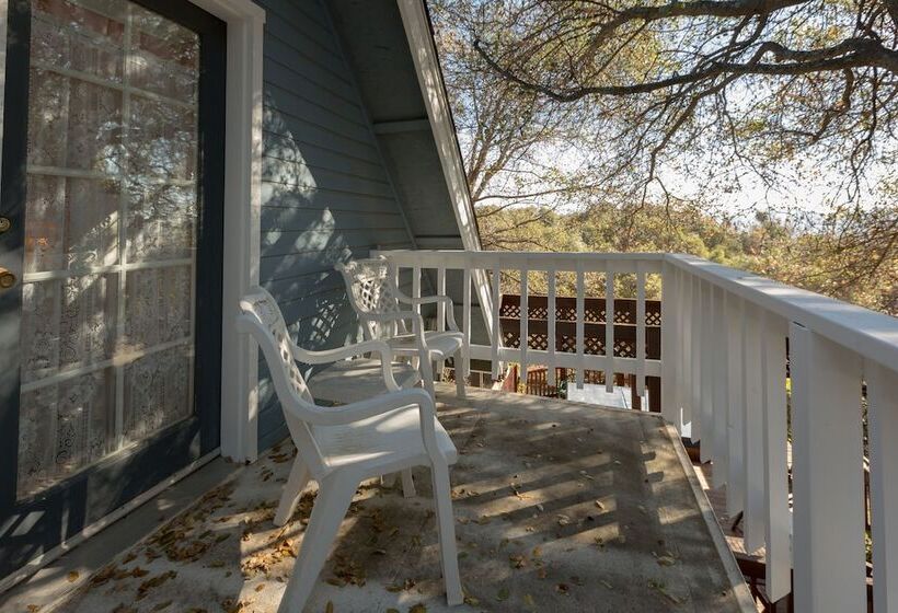 住宿加早餐  Apple Blossom Inn