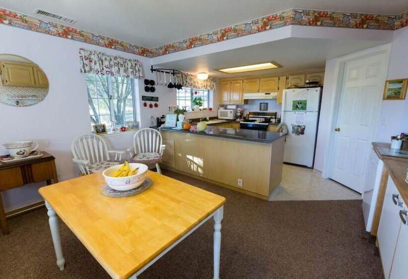 住宿加早餐  Apple Blossom Inn