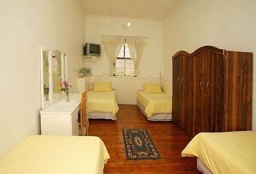مبيت وإفطار District Six Guesthouse