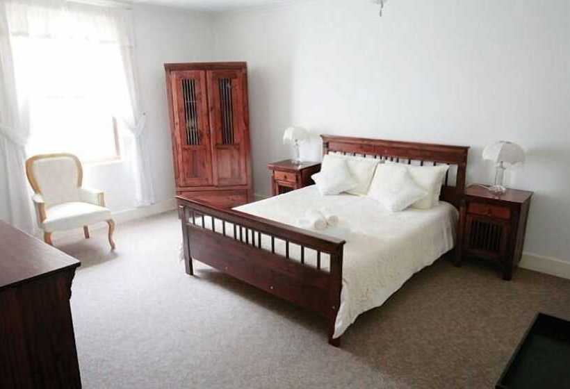 مبيت وإفطار District Six Guesthouse
