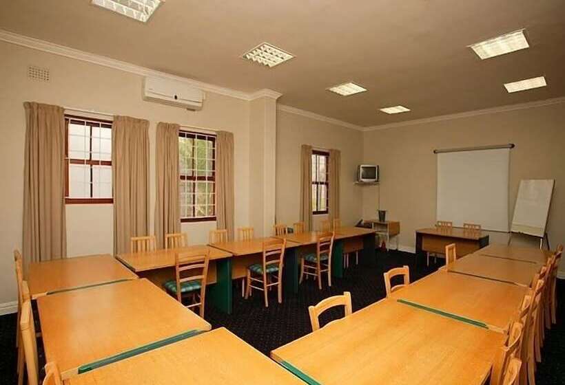 مبيت وإفطار District Six Guesthouse