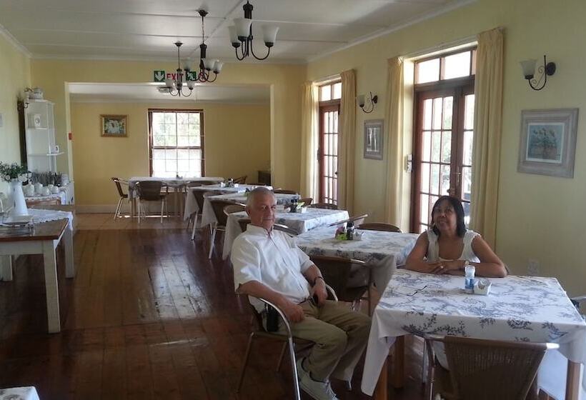 مبيت وإفطار District Six Guesthouse