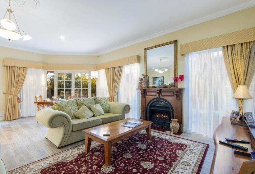 مبيت وإفطار Durham Lodge