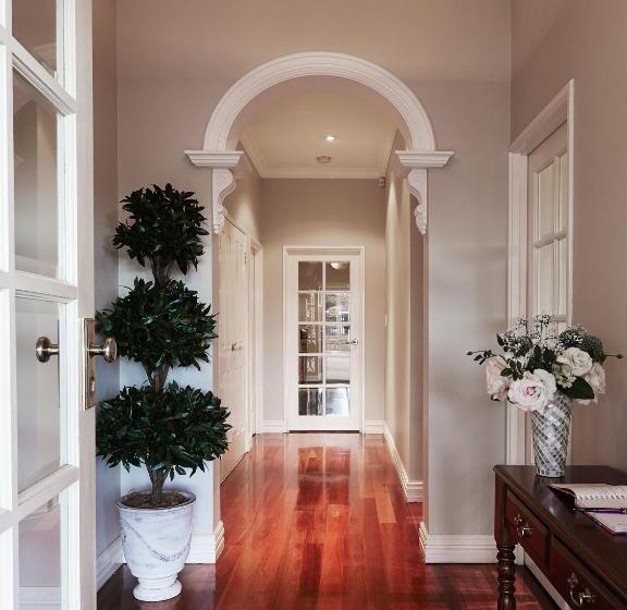 مبيت وإفطار Durham Lodge