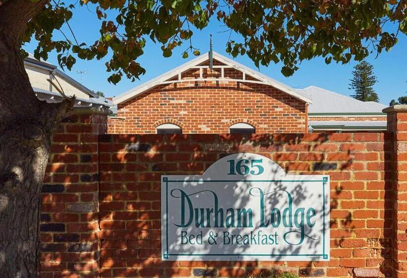 مبيت وإفطار Durham Lodge