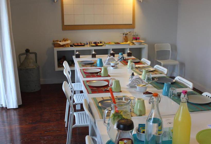 Estoril Beach House - Hostel