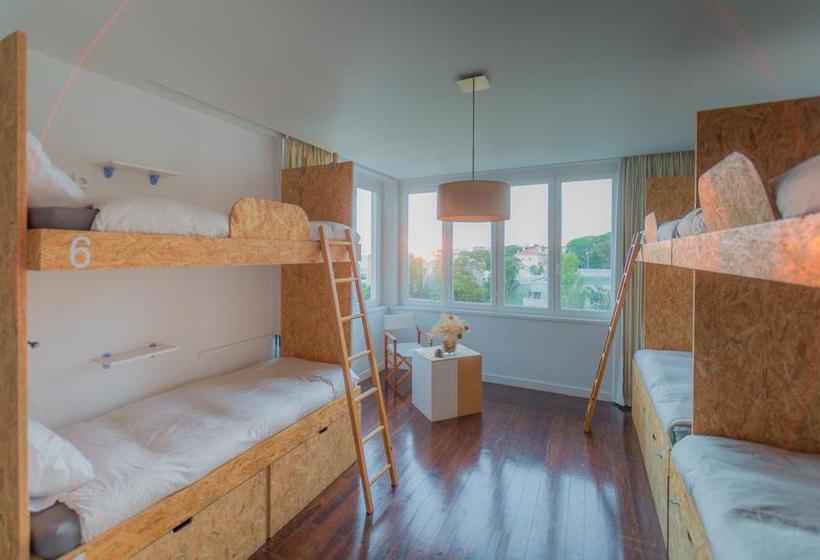 Estoril Beach House - Hostel