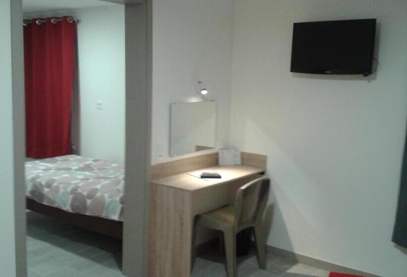 Fasthotel Angers Beaucouzé