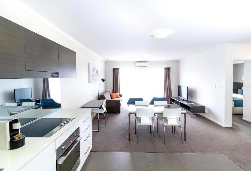 فندق Abode Tuggeranong